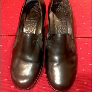 Women’s Size 10-10.5 or 41 Shoes by Dansko